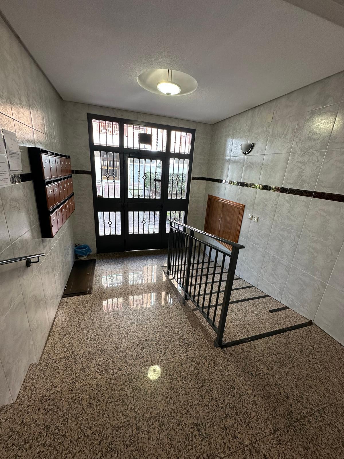 Imagen 20 Piso en venta en Parla / Próximo a Renfe