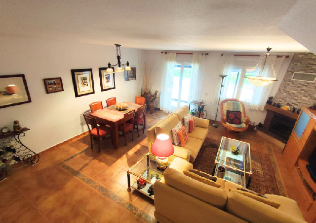 Imagen 8 Inmueble 301897 - Casa en venta en Espinar (El) / Próximo a la Estación de tren