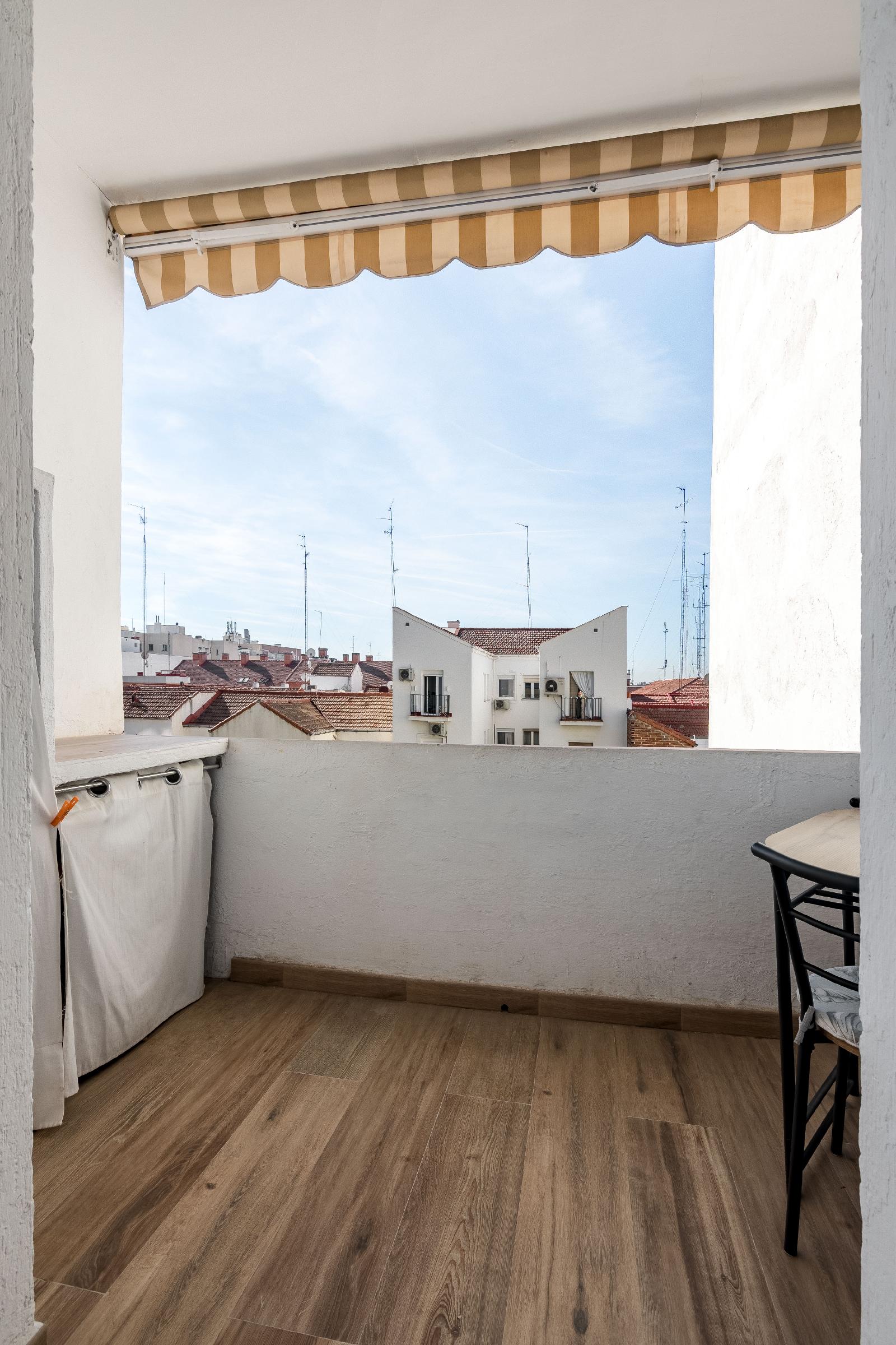 Imagen 4 Piso en venta en Madrid / Próximo a Cercanías Delicias