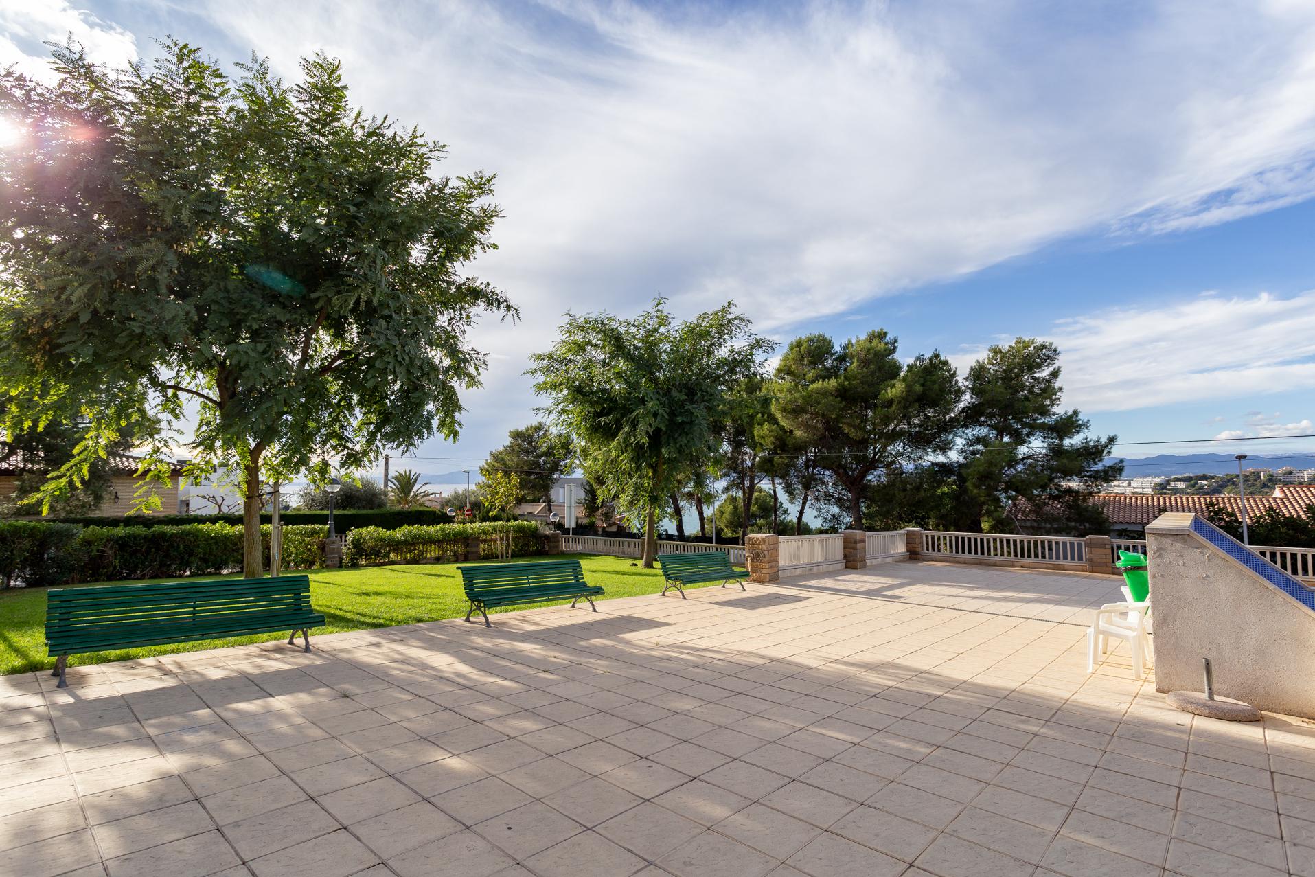Imagen 23 Apartamento en venta en Salou / Cap Salou a 5 minutos de la playa.