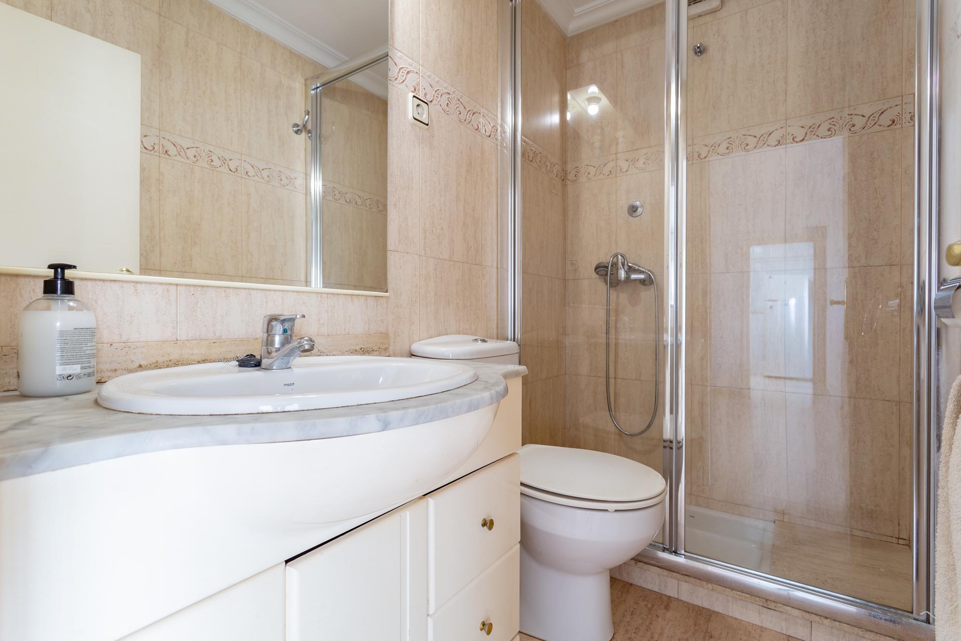 Imagen 21 Apartamento en venta en Salou / A escasos metros de la playa.