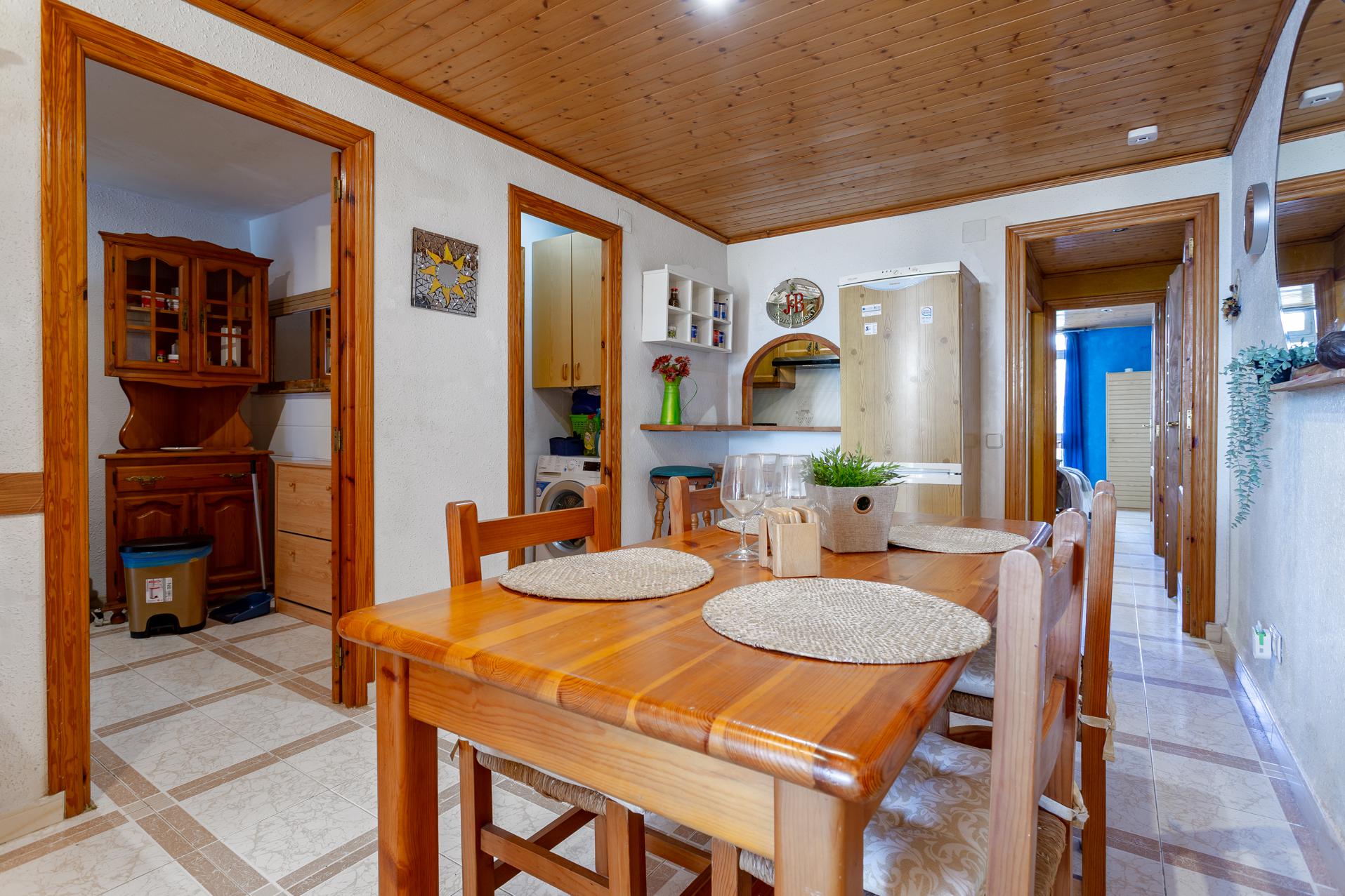 Imagen 12 Apto. Playa en venta en Salou / Apartamento en C/ Cal-lipolis con licencia turística.