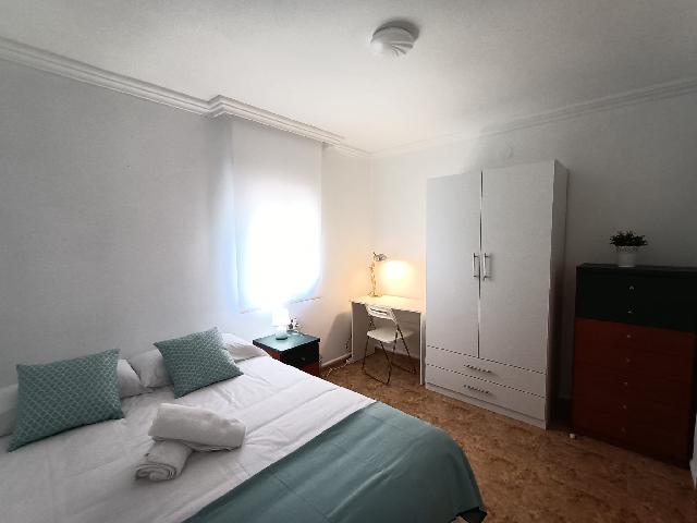 Imagen 10 Inmueble 300628 - Piso en venta en Reus / A 10 minutos del centro de Reus.