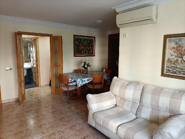 Imagen 1 Inmueble 300628 - Piso en venta en Reus / A 10 minutos del centro de Reus.