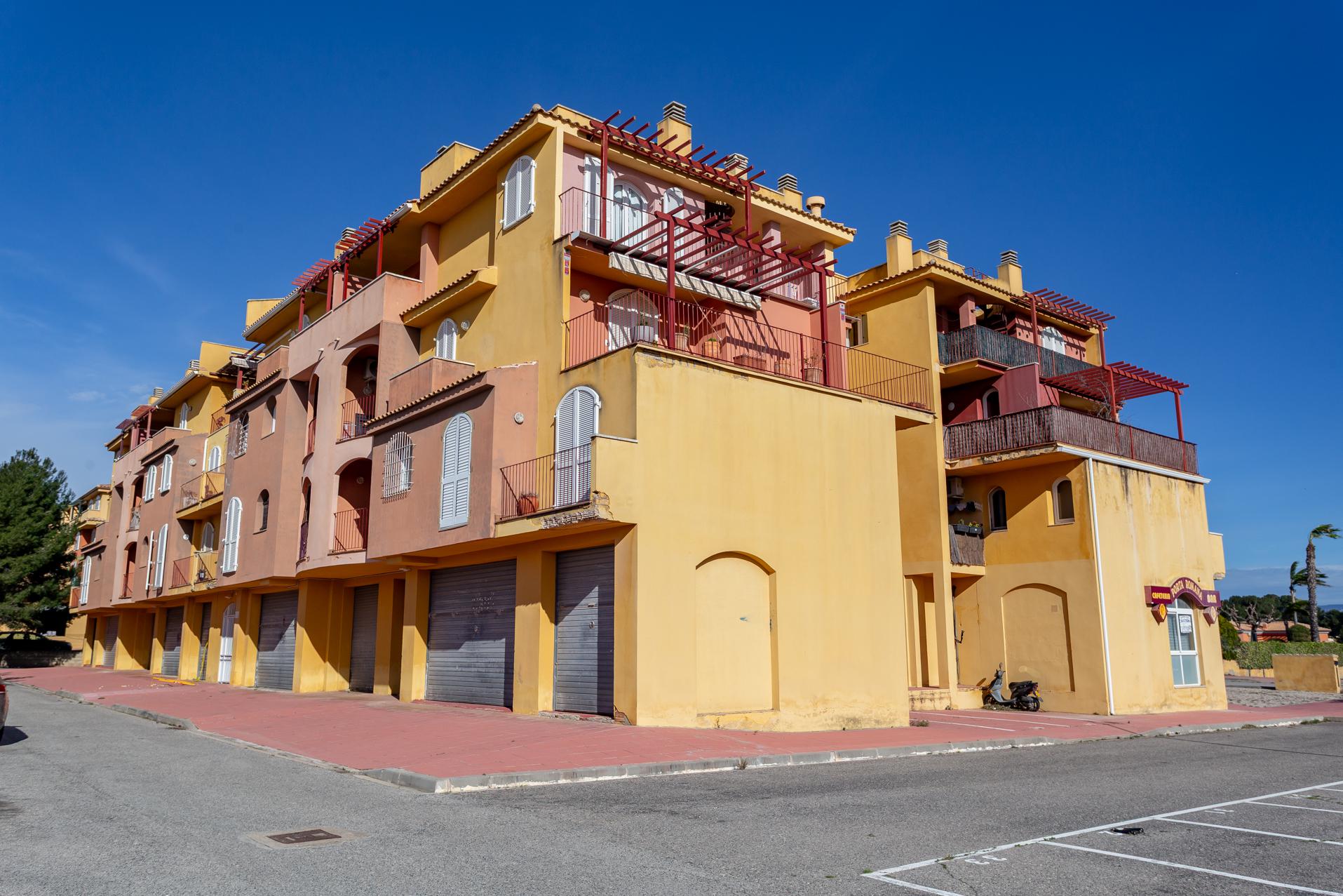 Imagen 37 Piso en venta en Mont-roig Del Camp / Cerca de la playa, en la urbanizacion Solemio.