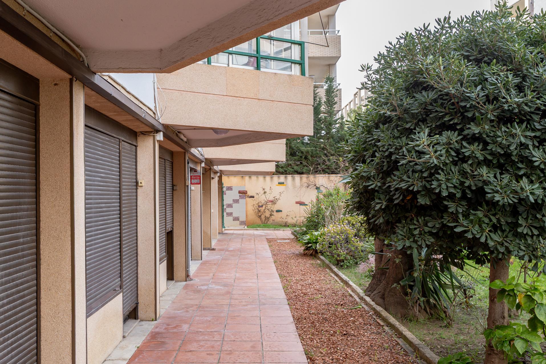 Imagen 27 Apto. Playa en venta en Salou / A 350 metros de la playa Levante.