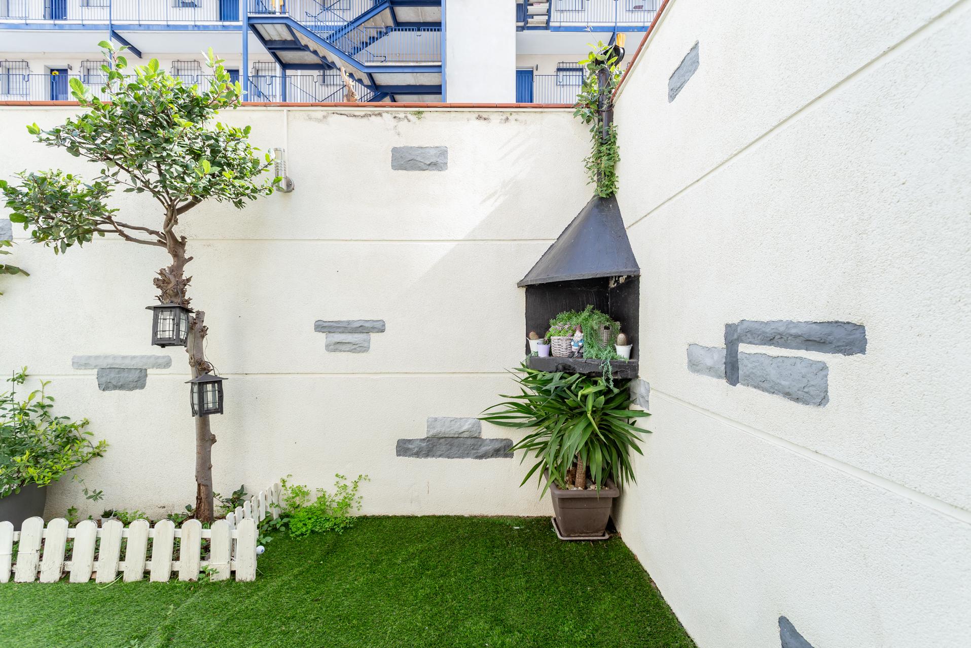 Imagen 1 Apto. Playa en venta en Salou / A 350 metros de la playa Levante.