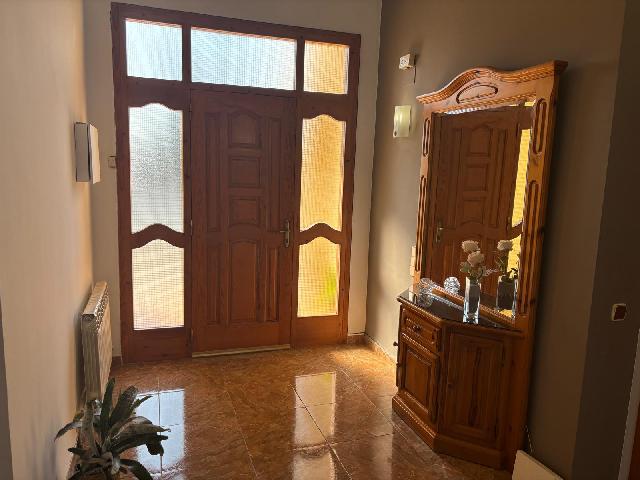 Imagen 2 Inmueble 301793 - Casa Aislada en venta en Deltebre / Chalet individual en Deltebre.