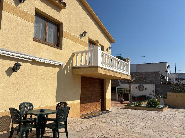 Imagen 34 Inmueble 301793 - Casa Aislada en venta en Deltebre / Chalet individual en Deltebre.