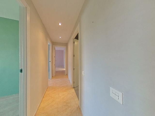 Imagen 16 Inmueble 302170 - Piso en venta en Salou / Piso en venta en Carrer Barcelona.