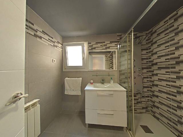 Imagen 24 Inmueble 302170 - Piso en venta en Salou / Piso en venta en Carrer Barcelona.