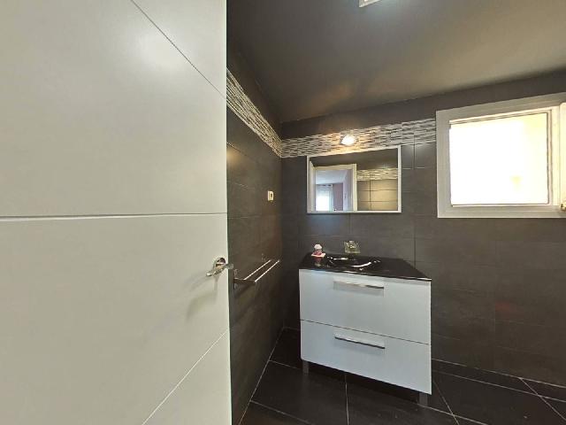 Imagen 14 Inmueble 302170 - Piso en venta en Salou / Piso en venta en Carrer Barcelona.