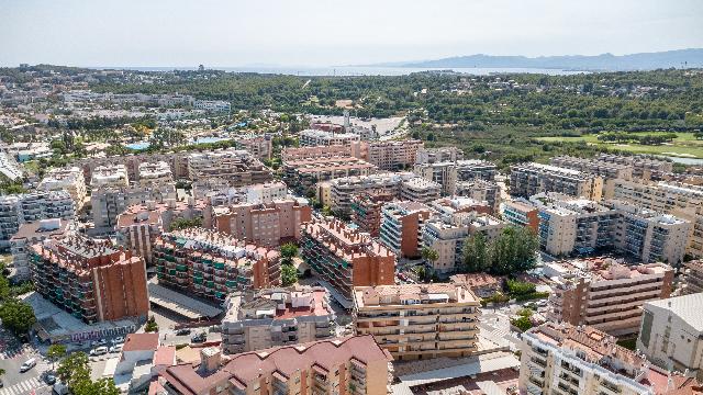 Imagen 37 Inmueble 302345 - Ático en venta en Vila-seca / A 5 minutos de la playa de La Pineda.