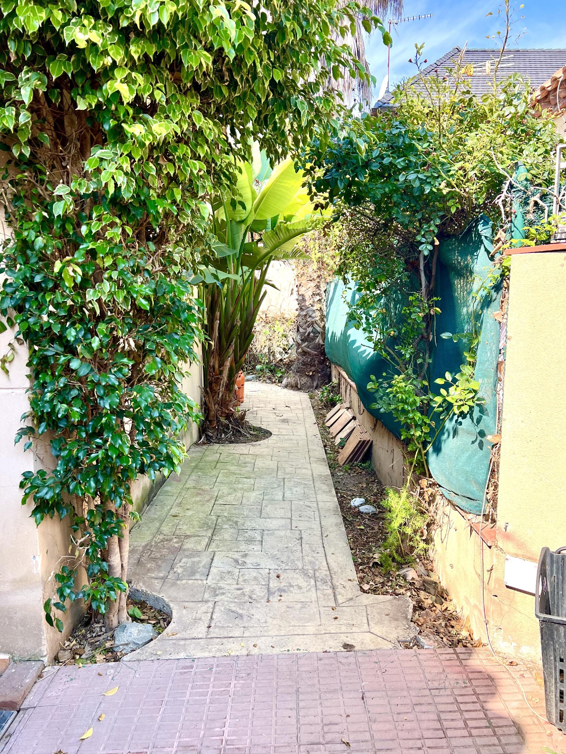 Imagen 26 Casa en venta en Cambrils / Ubicada en zona tranquila y residencial de Vilafortuny