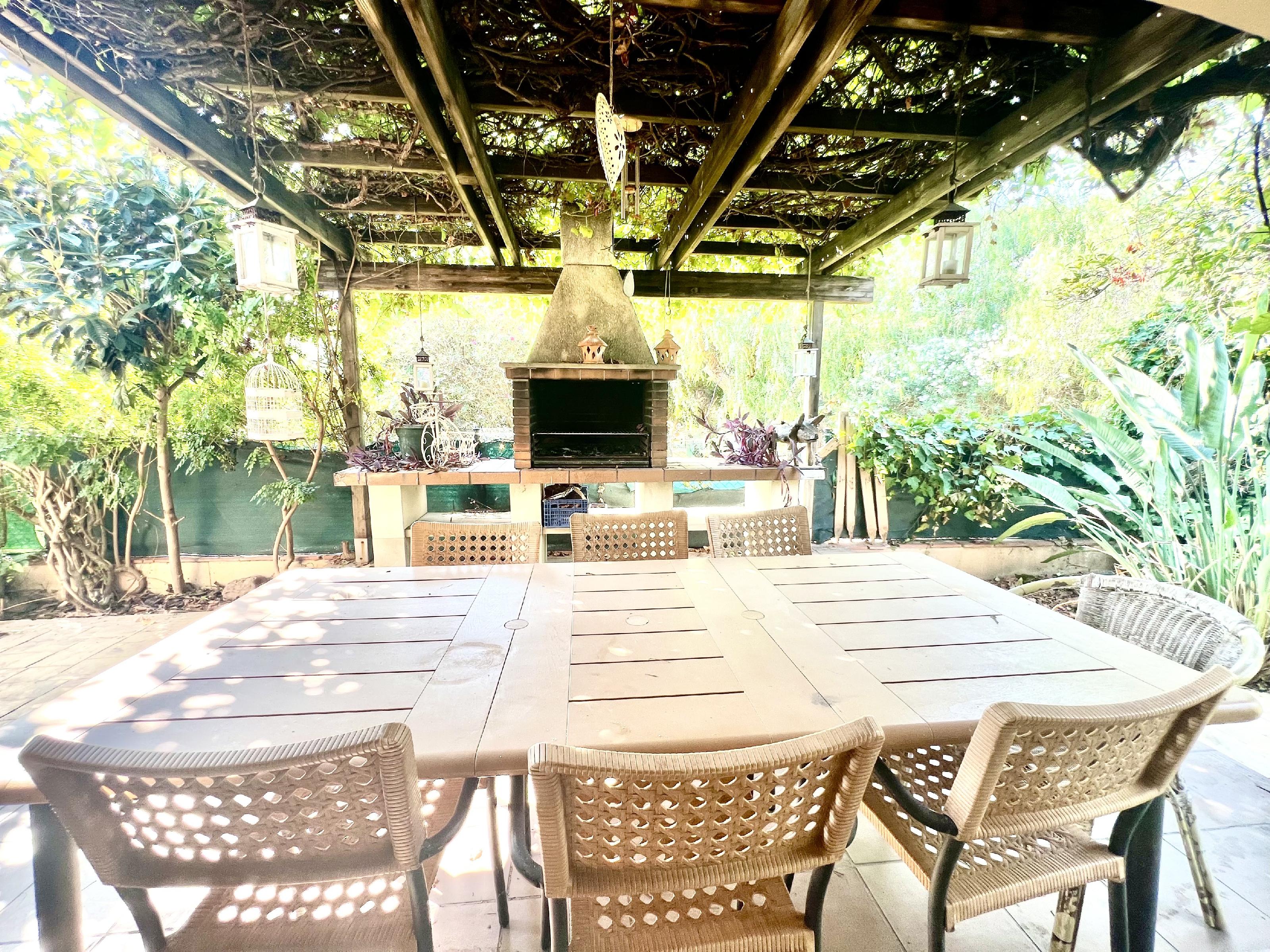 Imagen 1 Casa en venta en Cambrils / Ubicada en zona tranquila y residencial de Vilafortuny