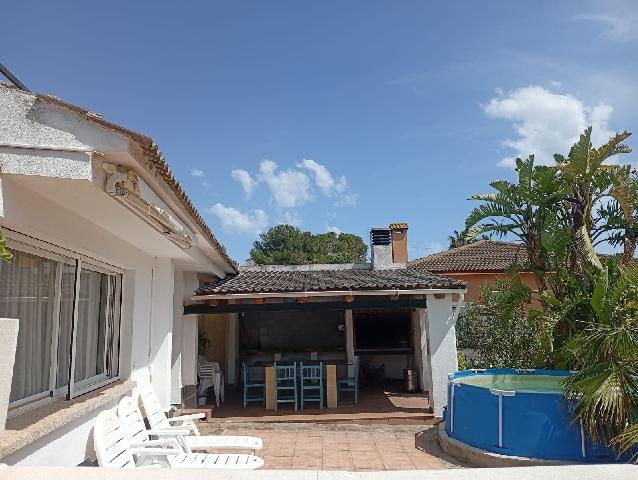 Imagen 1 Inmueble 302563 - Casa Aislada en venta en Sant Jaume Dels Domenys / Casa individual en la prestigiosa urb. ...