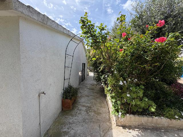 Imagen 33 Inmueble 302563 - Casa Aislada en venta en Sant Jaume Dels Domenys / Casa individual en la prestigiosa urb. ...