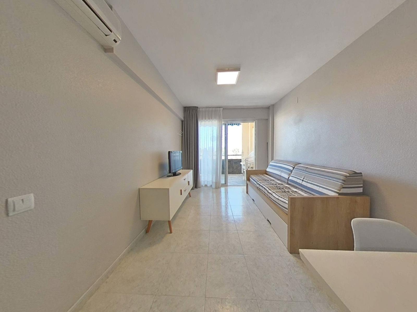 Imagen 15 Apto. Playa en venta en Salou / Apartamento ubicado en la zona Estival Park La Pineda.