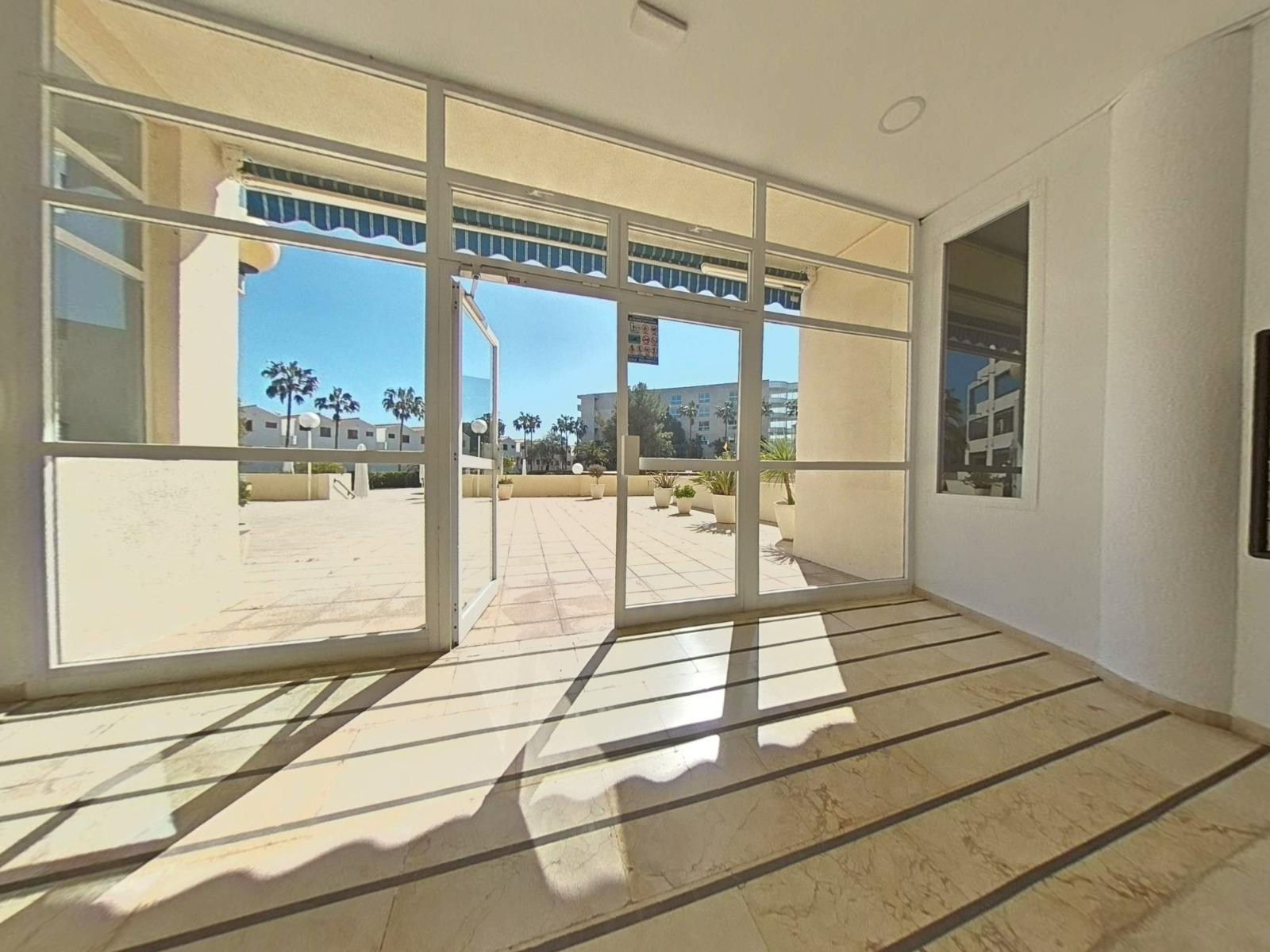 Imagen 31 Apto. Playa en venta en Salou / Apartamento ubicado en la zona Estival Park La Pineda.