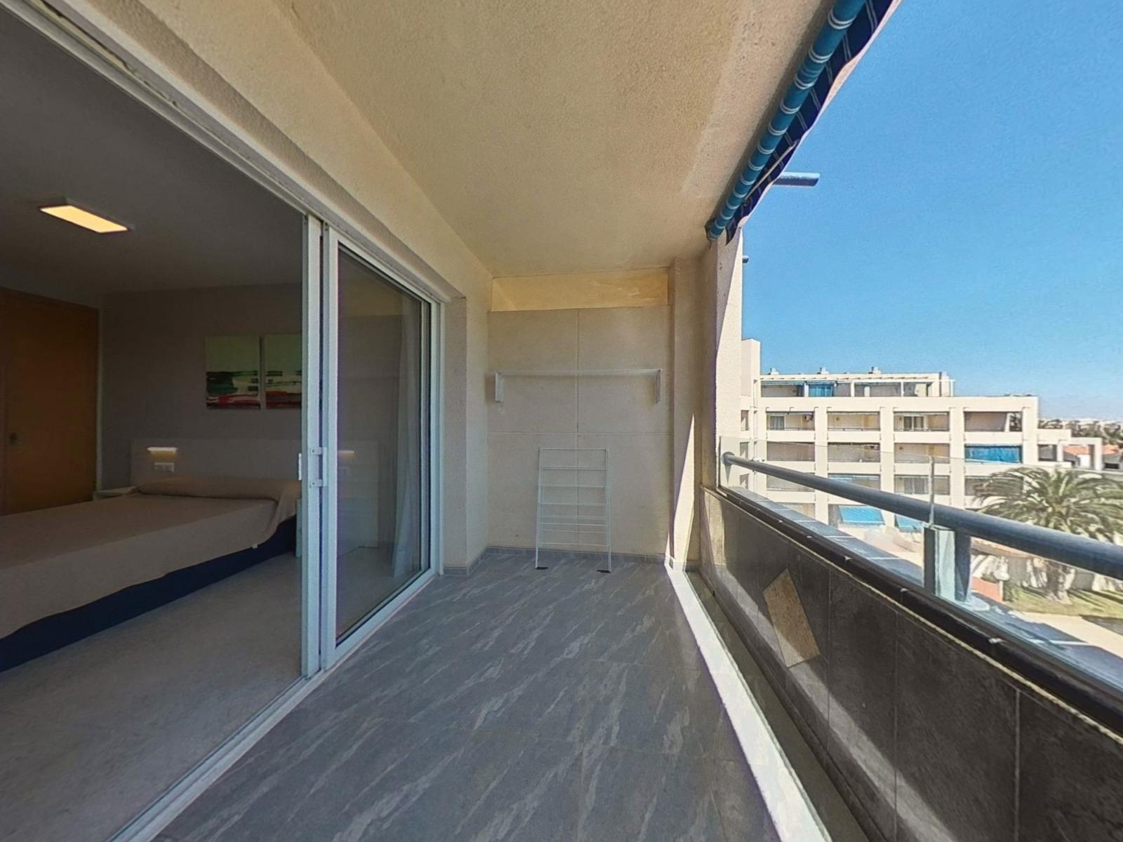 Imagen 26 Apto. Playa en venta en Salou / Apartamento ubicado en la zona Estival Park La Pineda.