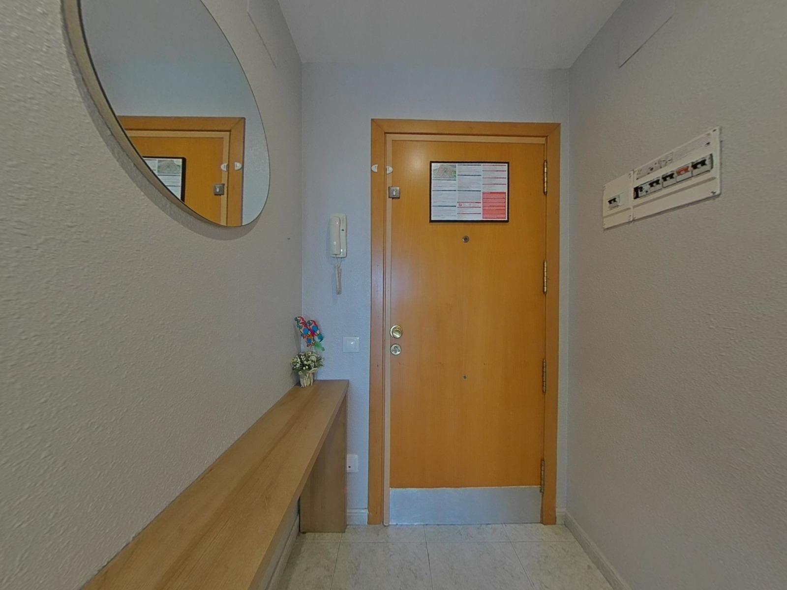 Imagen 11 Apto. Playa en venta en Salou / Apartamento ubicado en la zona Estival Park La Pineda.