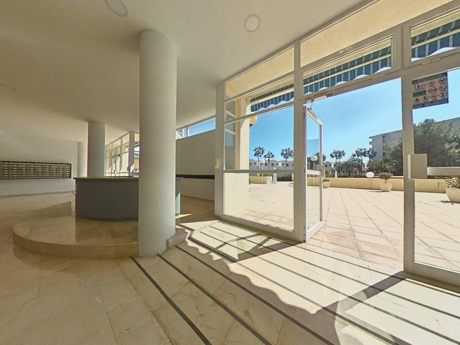 Imagen 30 Apto. Playa en venta en Salou / Apartamento ubicado en la zona Estival Park La Pineda.