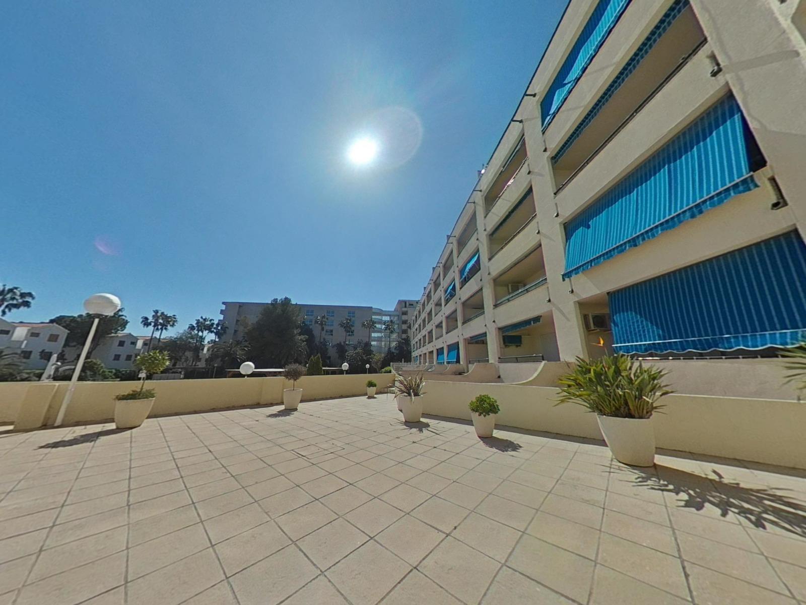 Imagen 33 Apto. Playa en venta en Salou / Apartamento ubicado en la zona Estival Park La Pineda.