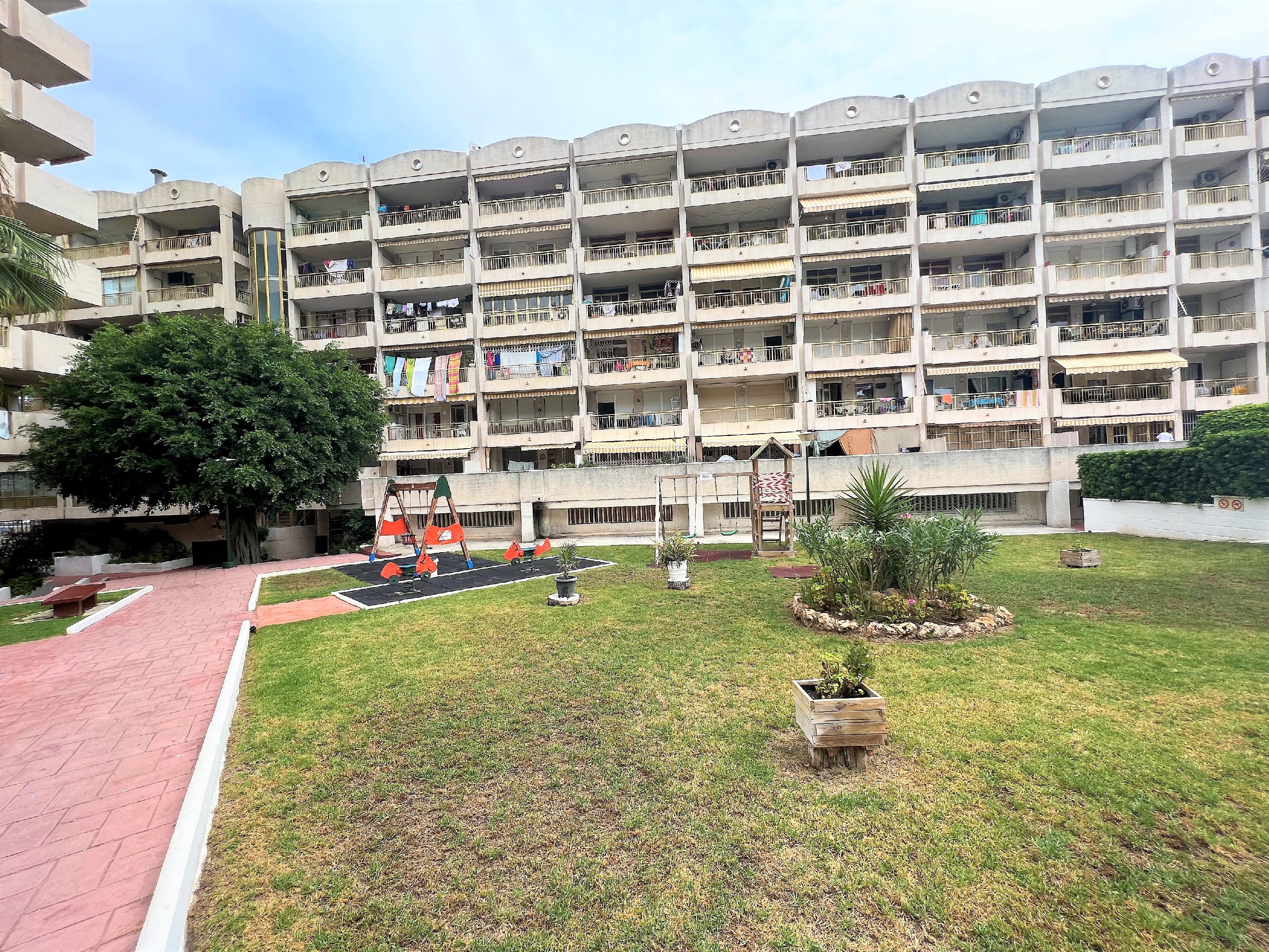 Imagen 40 Apto. Playa en venta en Salou /  Apartamento a pocos pasoso de la Playa Capellans.