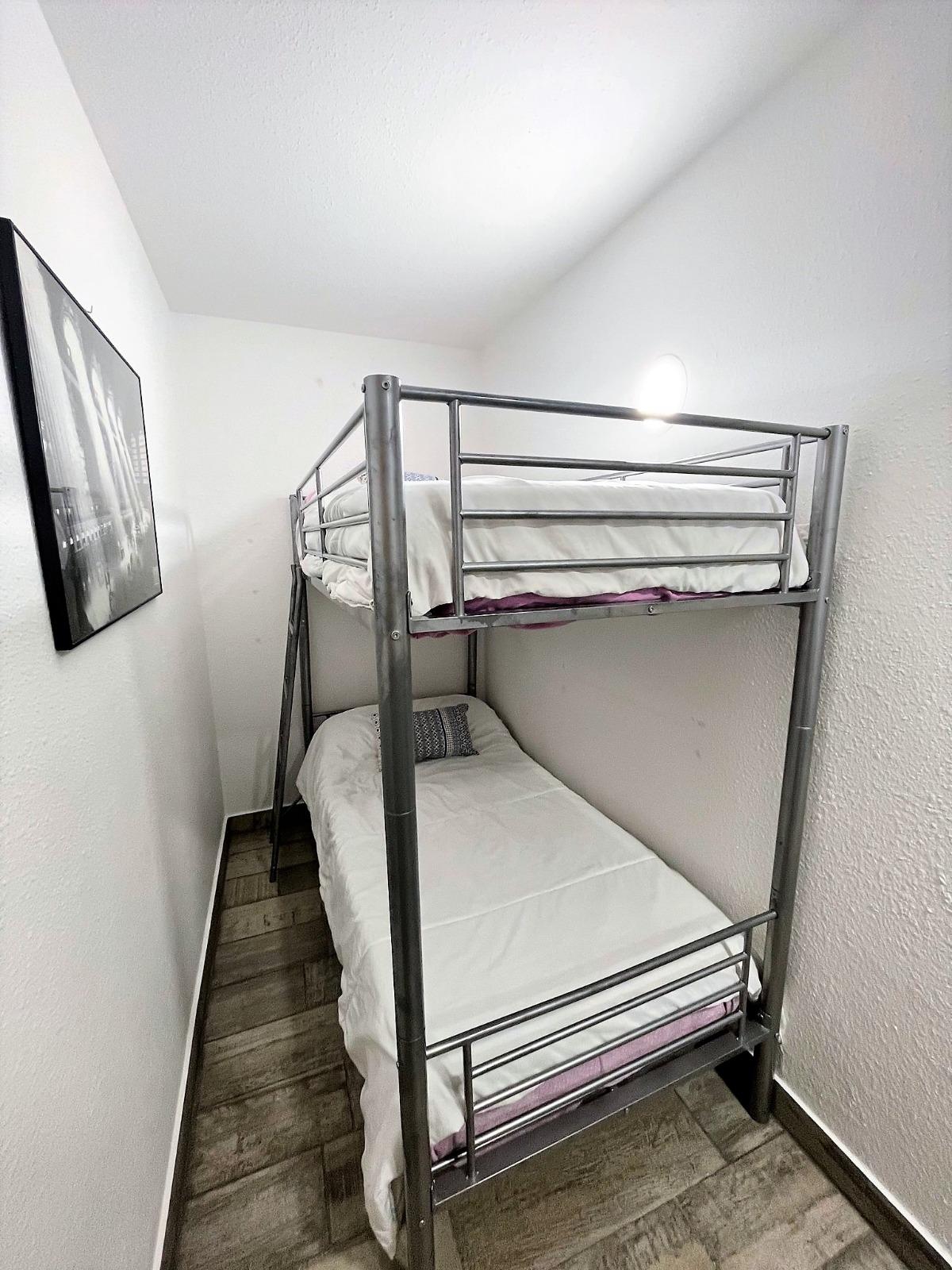 Imagen 31 Apto. Playa en venta en Salou /  Apartamento a pocos pasoso de la Playa Capellans.