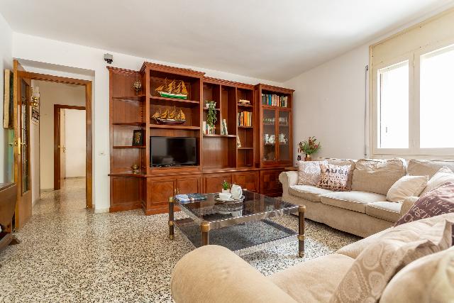 Imagen 5 Inmueble 303220 - Piso en venta en Reus / Cerca del Mercado y a 5 min. del centro de Reus.