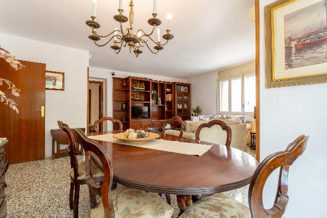 Imagen 4 Inmueble 303220 - Piso en venta en Reus / Cerca del Mercado y a 5 min. del centro de Reus.