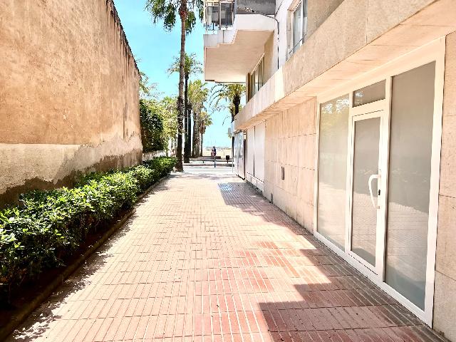 Imagen 21 Inmueble 303257 - Apto. Playa en venta en Salou / Apartamento en el Paseo Miramar.