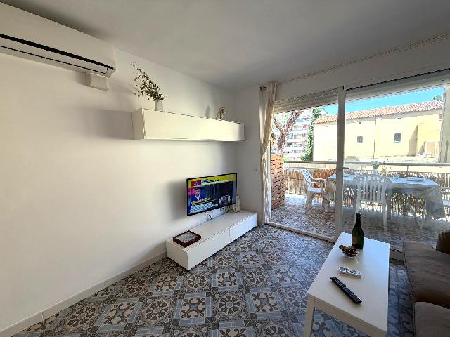 Imagen 13 Inmueble 303257 - Apto. Playa en venta en Salou / Apartamento en el Paseo Miramar.