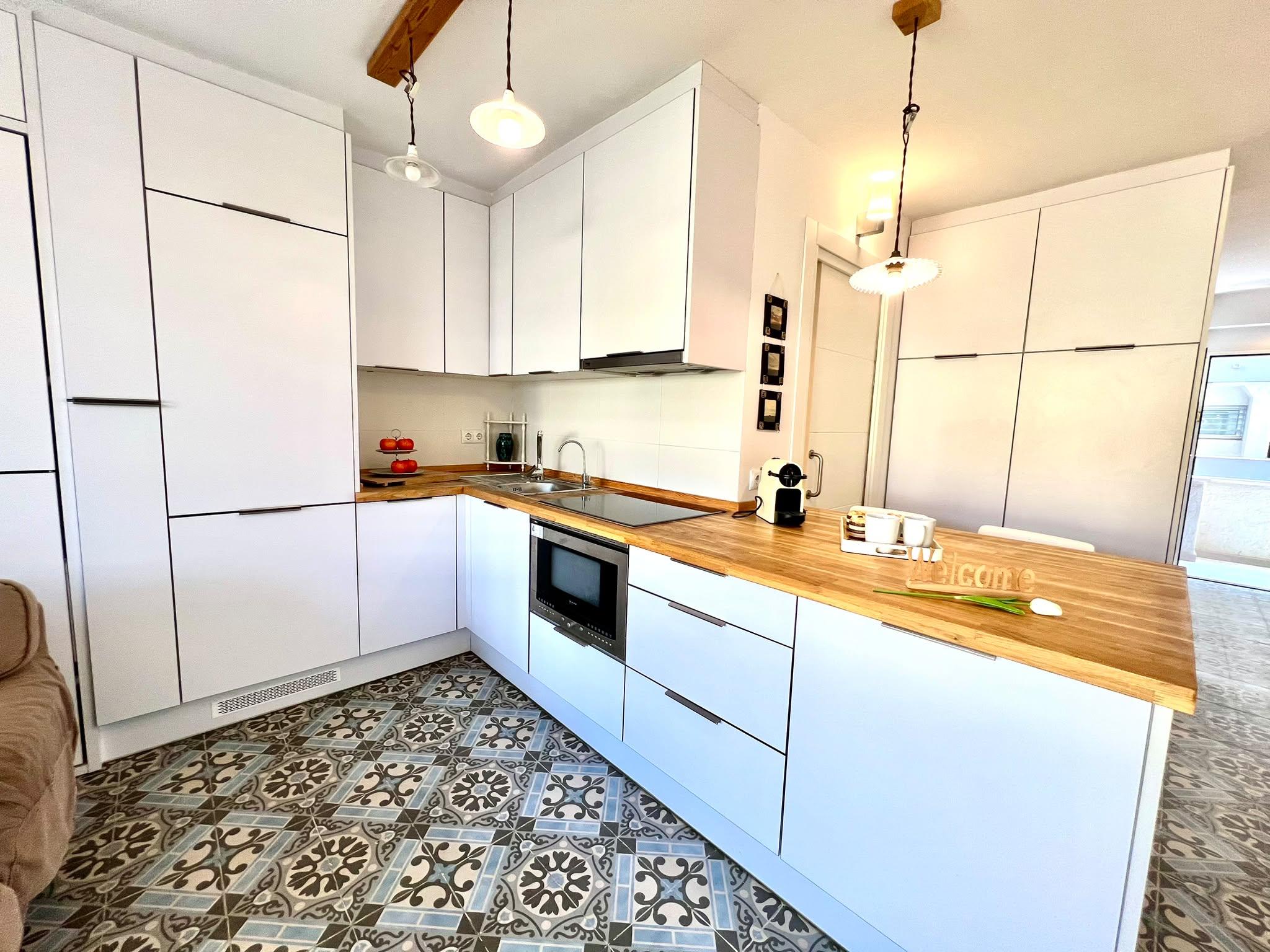 Imagen 2 Apto. Playa en venta en Salou / Apartamento en el Paseo Miramar.