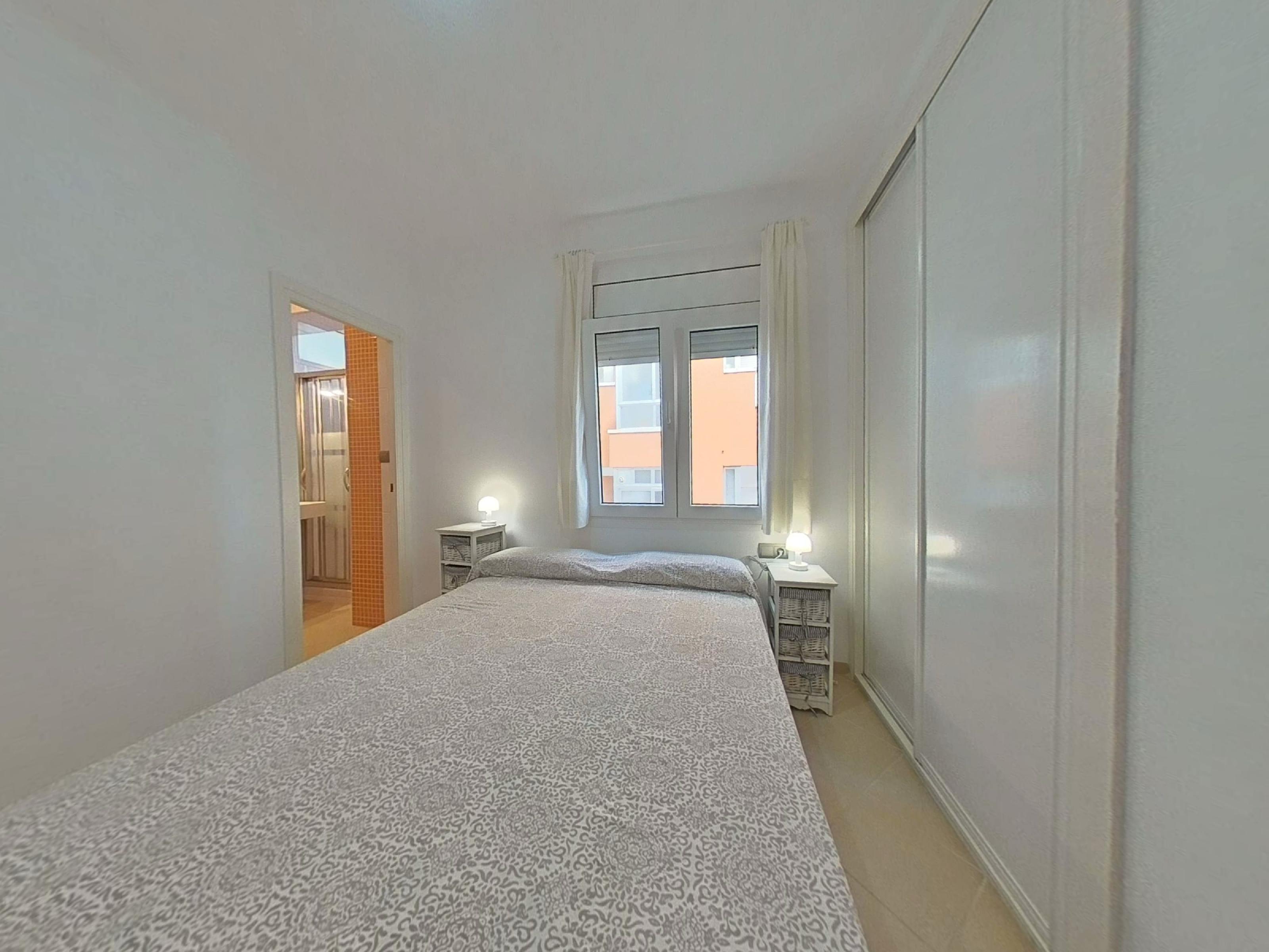 Imagen 6 Apto. Playa en venta en Salou / Primera linea de la playa Ponent