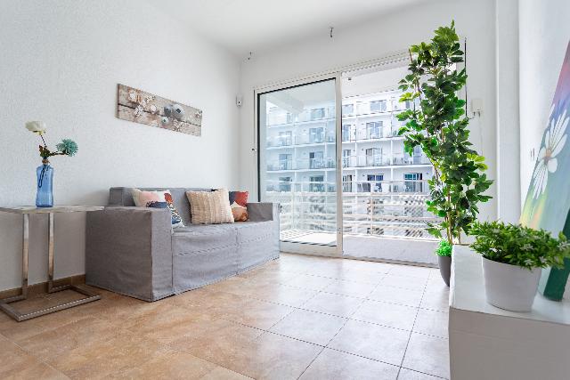 Imagen 5 Inmueble 303731 - Apartamento en venta en Salou / Piso en pleno centro turístico de Salou.