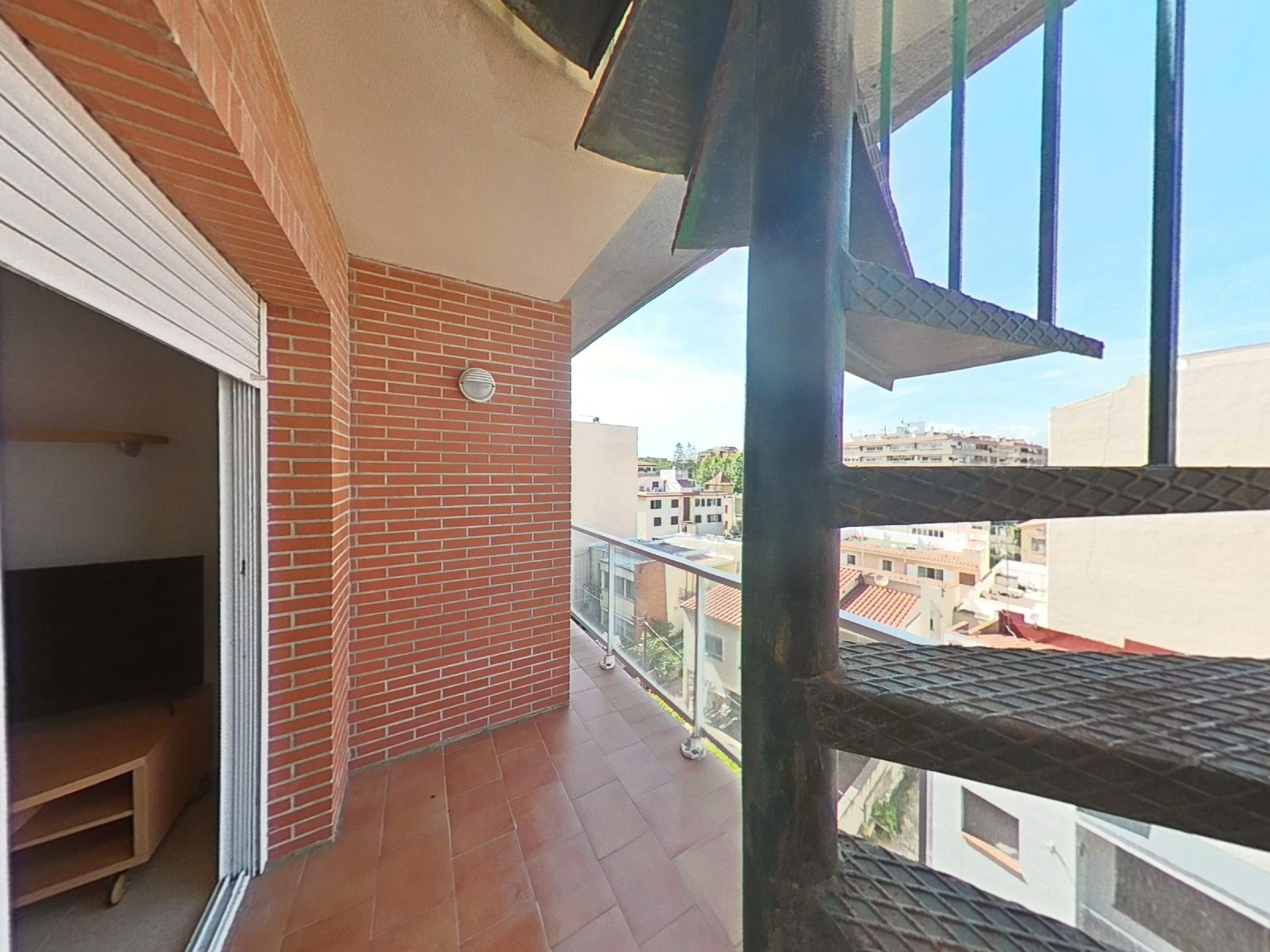 Imagen 28 Ático en venta en Salou / Centro de Salou, cerca de comercios y servicios.