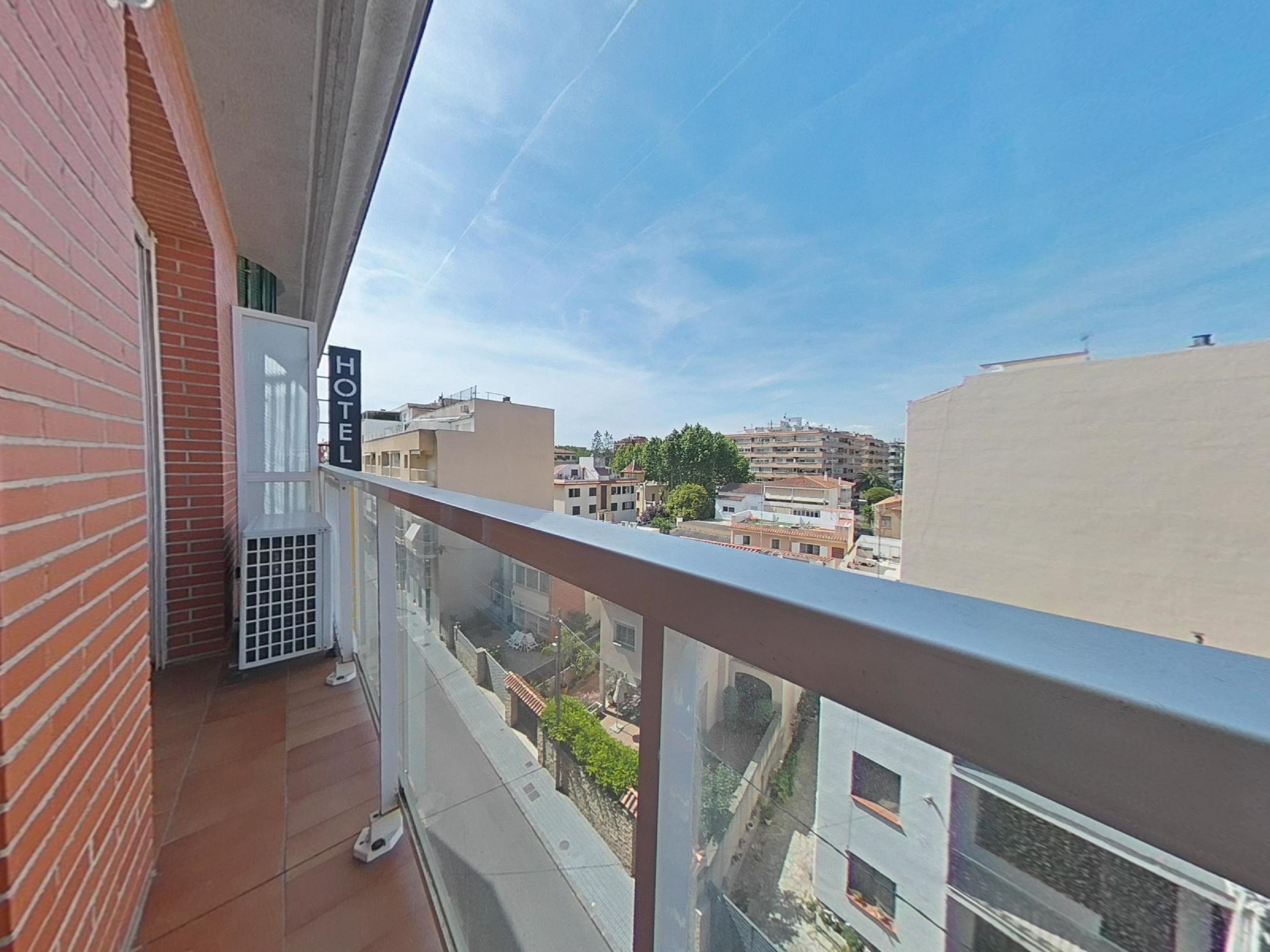 Imagen 29 Ático en venta en Salou / Centro de Salou, cerca de comercios y servicios.