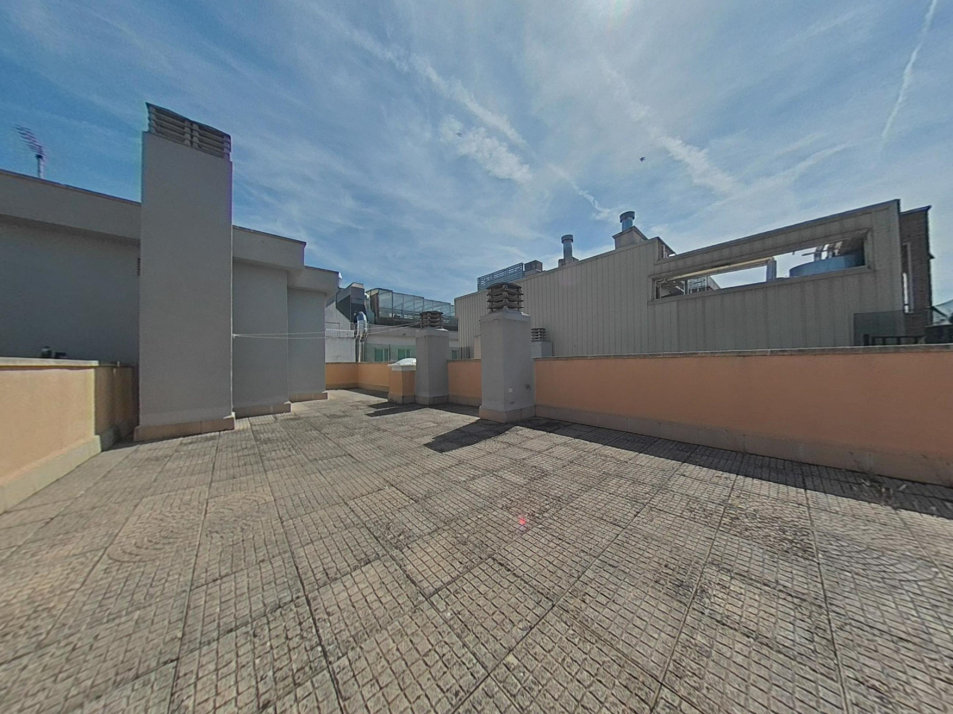 Imagen 33 Ático en venta en Salou / Centro de Salou, cerca de comercios y servicios.