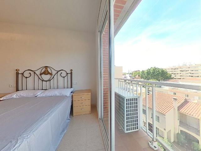 Imagen 10 Inmueble 303773 - Ático en venta en Salou / Centro de Salou, cerca de comercios y servicios.