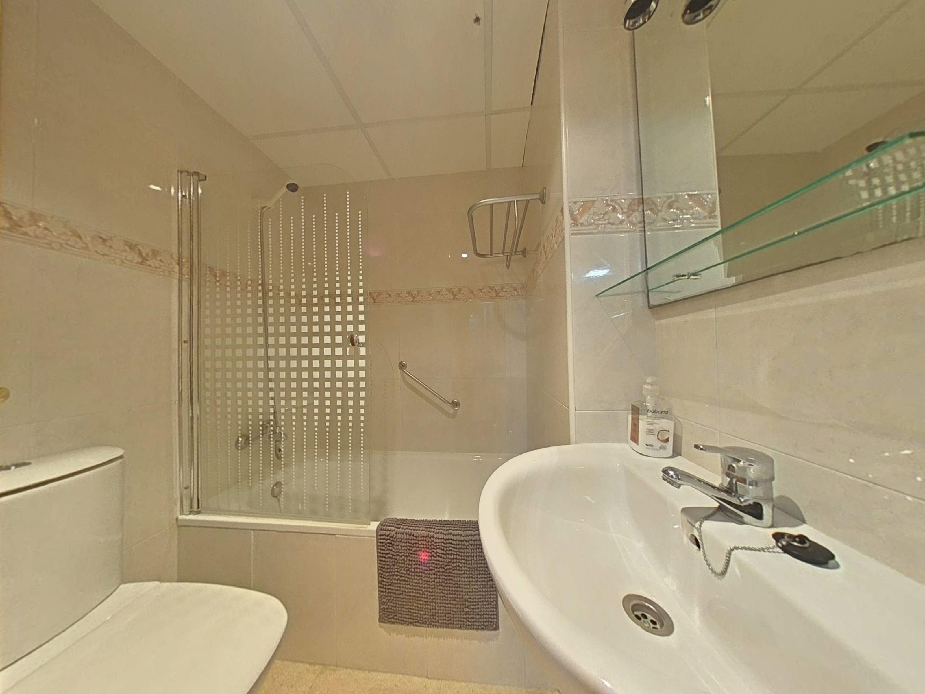 Imagen 25 Ático en venta en Salou / Centro de Salou, cerca de comercios y servicios.