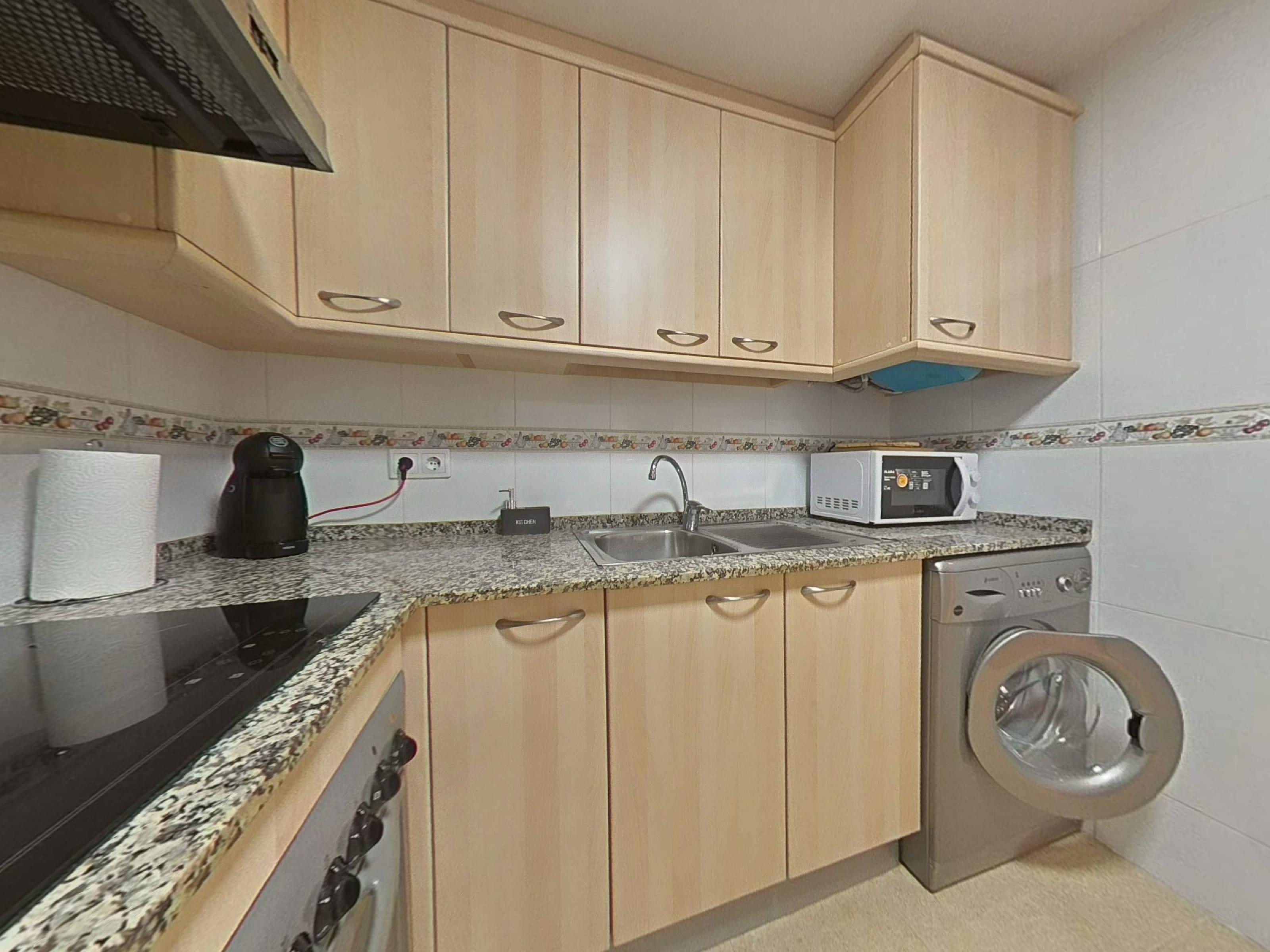 Imagen 20 Ático en venta en Salou / Centro de Salou, cerca de comercios y servicios.