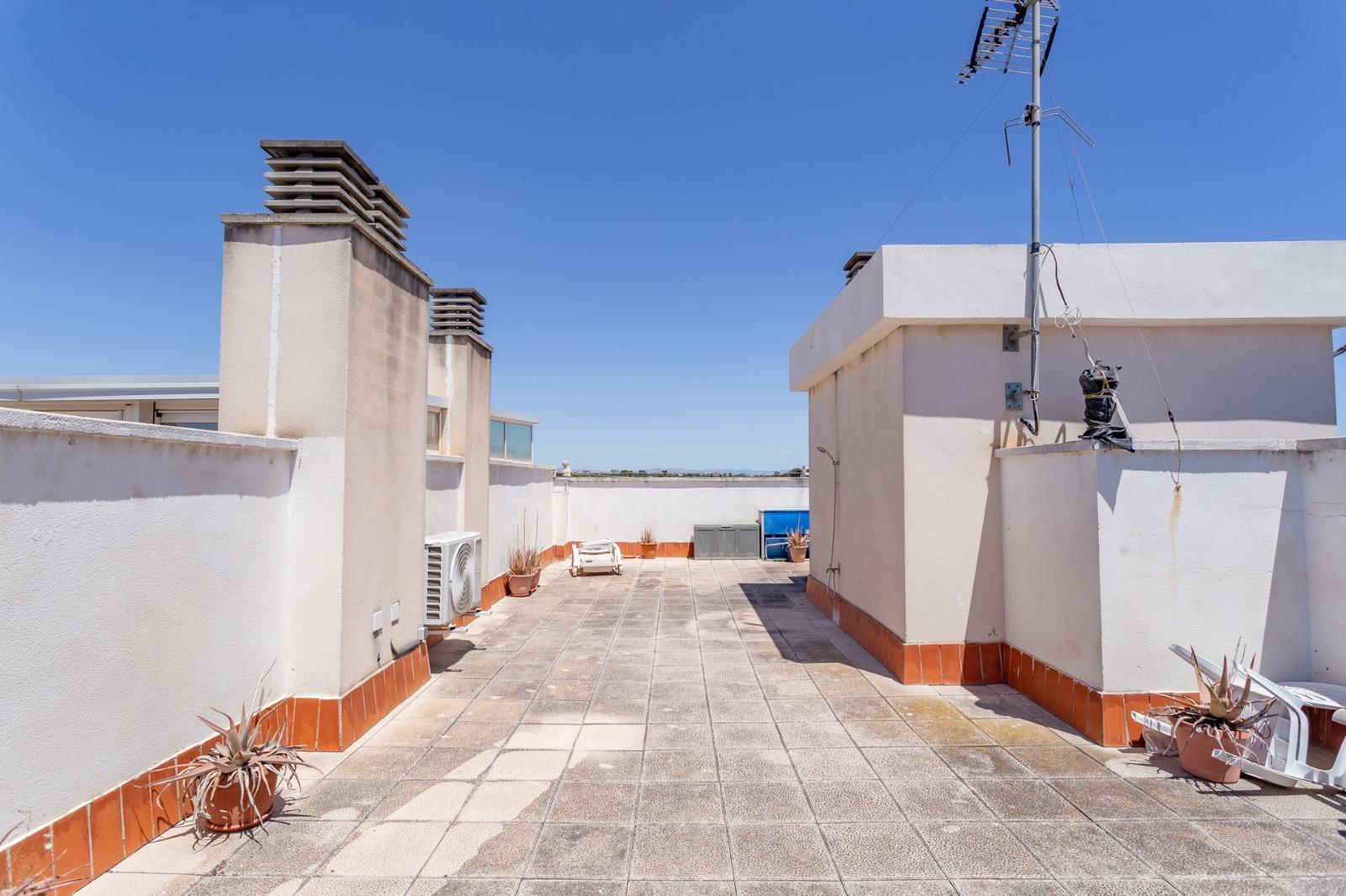Imagen 36 Ático en venta en Salou / Centro urbano, zona residencial tranquila.
