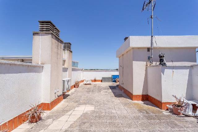 Imagen 36 Inmueble 303911 - Ático en venta en Salou / Centro urbano, zona residencial tranquila.