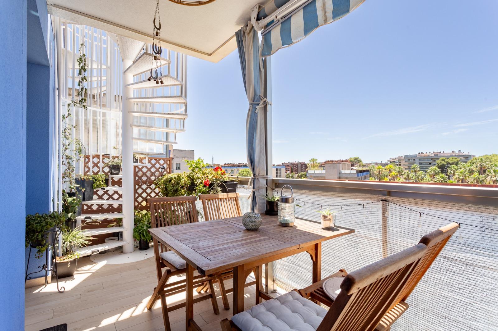Imagen 12 Ático en venta en Salou / Centro urbano, zona residencial tranquila.