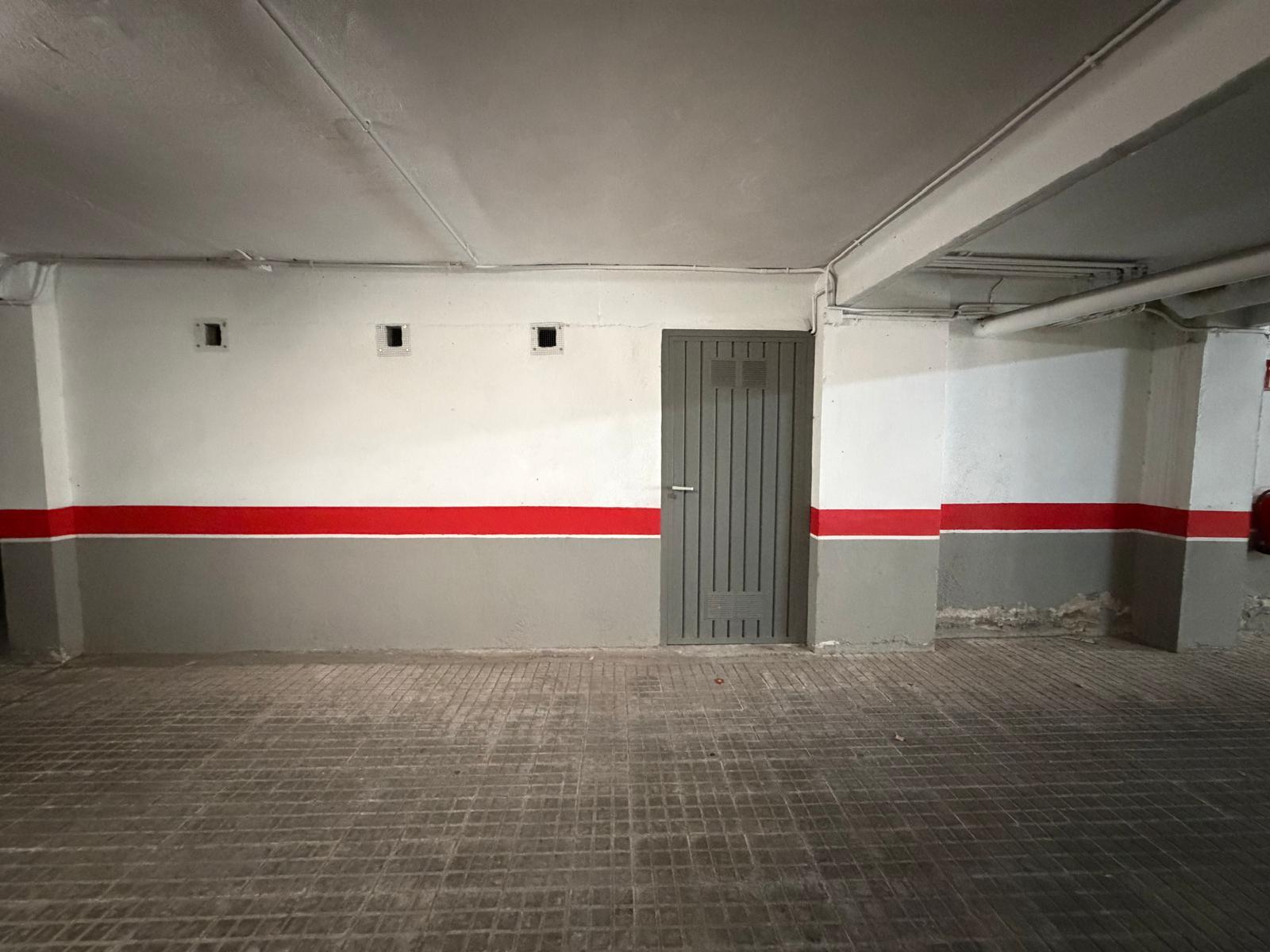 Imagen 4 Parking Coche en venta en Salou / Calle Francoli, centro de Salou.