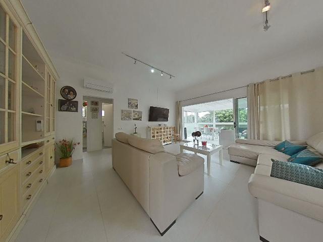 Imagen 5 Inmueble 303989 - Casa Aislada en venta en Salou / Cap Salou, zona tranquila.