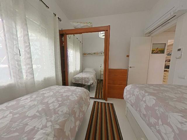 Imagen 15 Inmueble 303989 - Casa Aislada en venta en Salou / Cap Salou, zona tranquila.