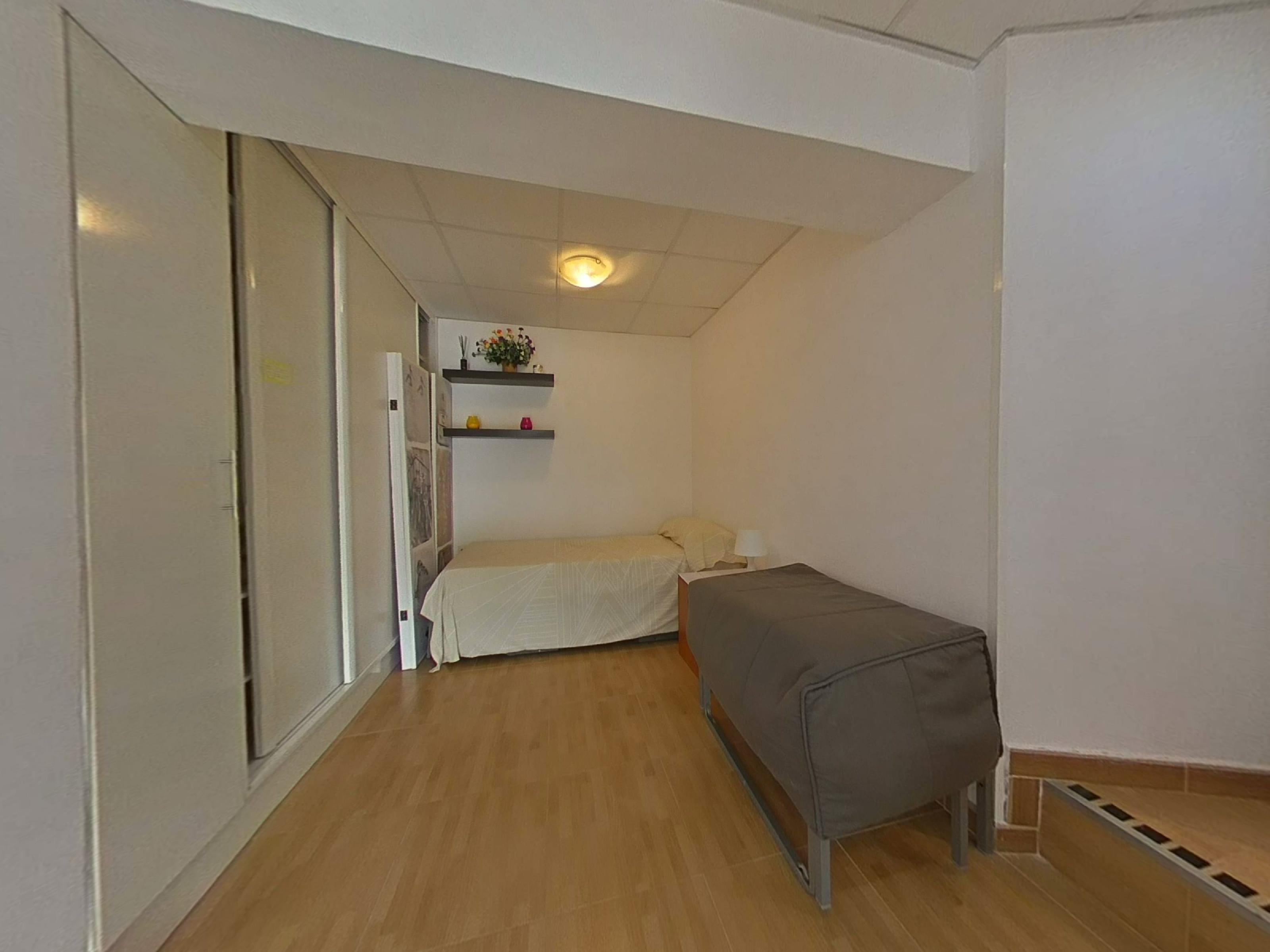 Imagen 19 Casa Aislada en venta en Salou / Cap Salou, zona tranquila.