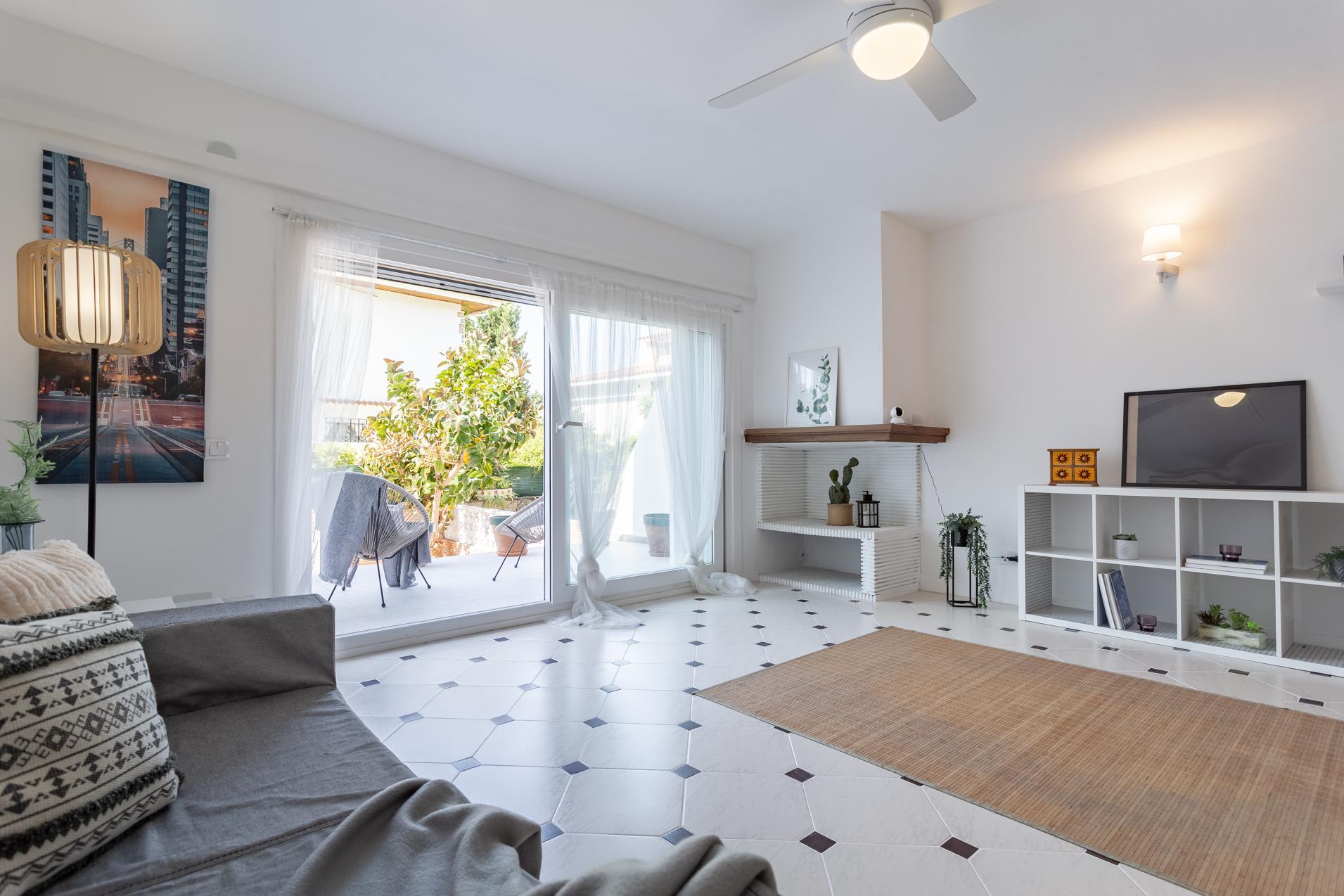 Imagen 4 Casa Adosada en venta en Salou / Zona Covamar, cerca de Plaça Europa.